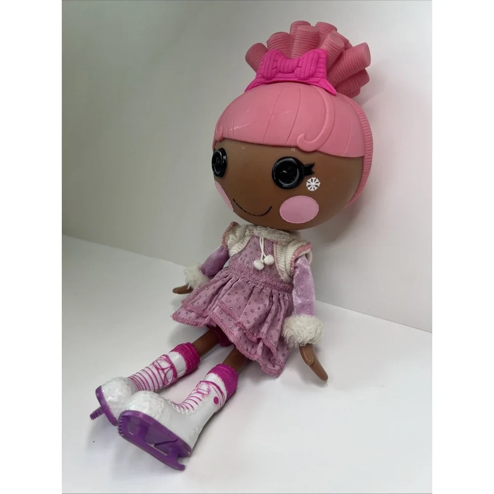 Lalaloopsy Swirly Figure Eight 13